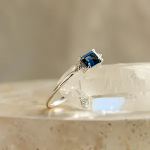 Modern ring with emerald sapphire and diamonds EUDE Thumbnail