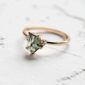 Gold ring with teal sapphire VIVA Thumbnail