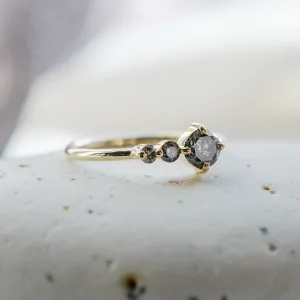 Gold ring with salt and pepper diamond SUE Thumbnail