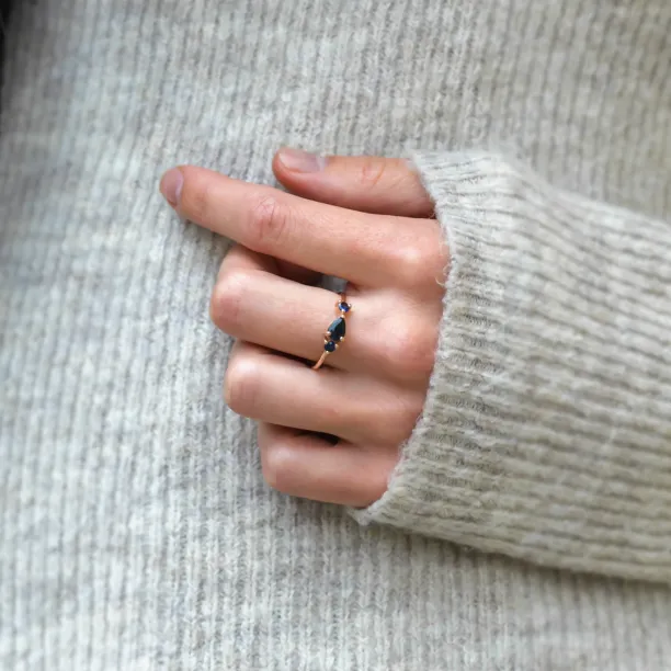 Gold ring with blue sapphires SKYLER Image