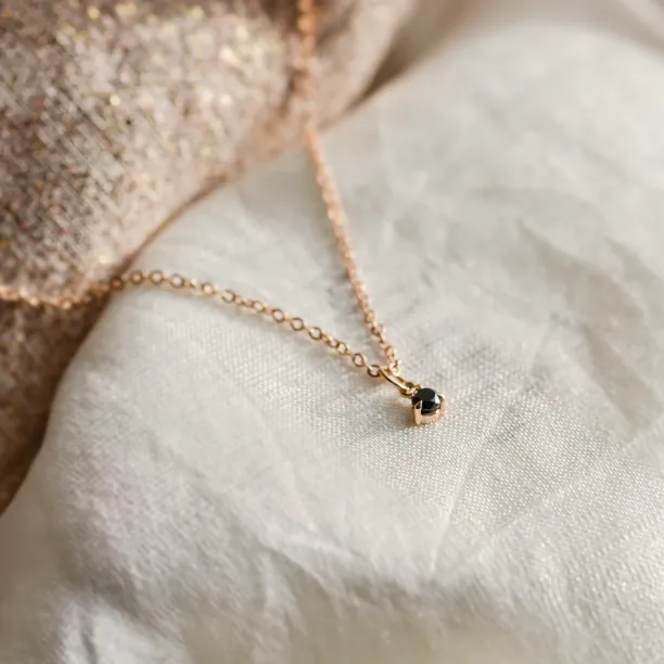 Minimalist necklace with black diamond CALIBAN Image