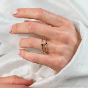 Minimalist ring with black diamond BLAIZE Thumbnail