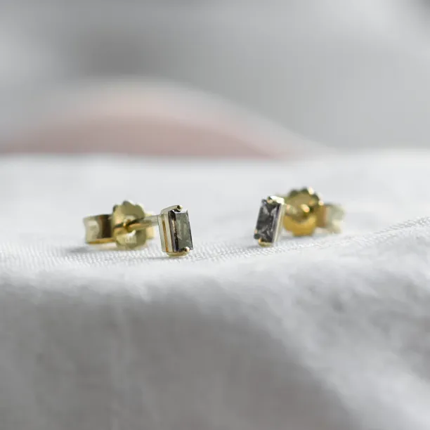 Jednoduché náušnice se salt and pepper diamanty KIKI Image