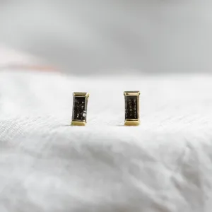 Minimalistické náušnice LOFI s baguette salt and pepper diamanty