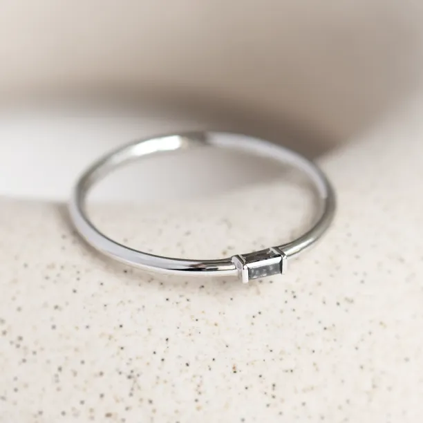Gold ring with baguette salt'n'pepper diamond TORRE Image