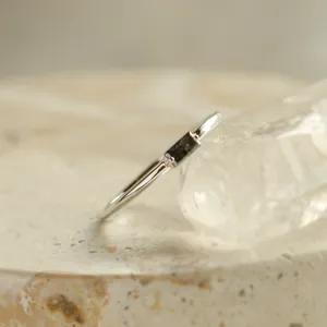 Minimalist ring with baguette salt'n'pepper diamond TASSI Thumbnail