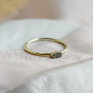 Minimalist ring with baguette salt'n'pepper diamond TASSI Thumbnail
