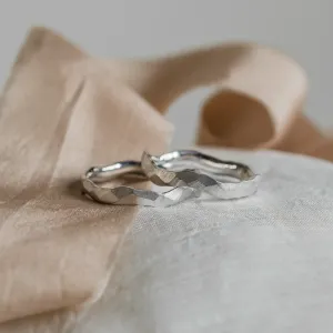 Hammered unusual wedding rings ARYA Thumbnail