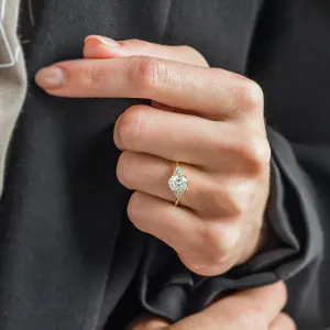 Luxury engagement ring with moissanites JOSEPHINE Thumbnail