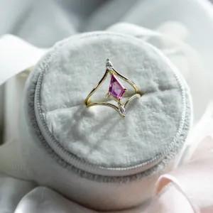 Gold split shank ring with pink sapphire and diamonds CHARAYA Thumbnail