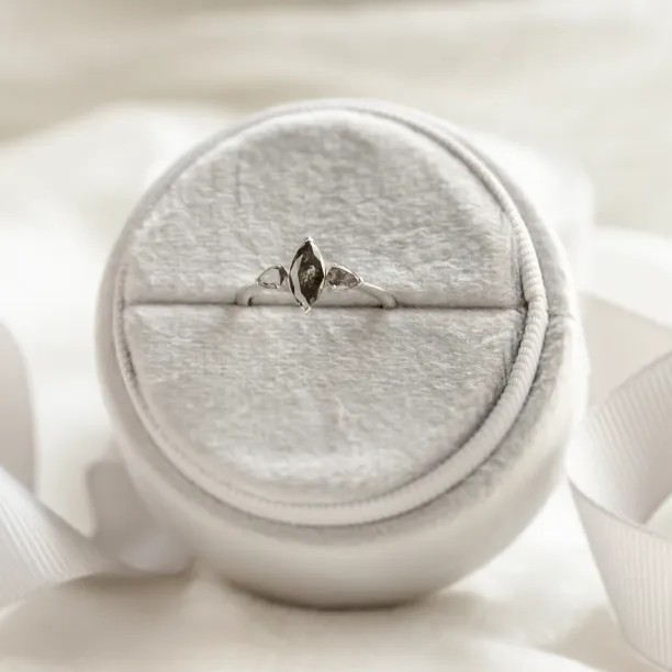 RHEA vintage engagement ring with a central marquise and two pear-shaped diamonds