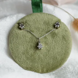 Náhrdelník GREG se salt and pepper diamanty s ladícími náušnicemi