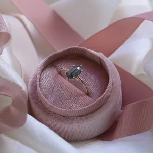 Gold ring with hexagon salt and pepper diamond SIA Thumbnail