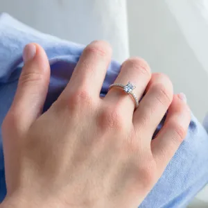 Original engagement ring with moissanites BIBI Thumbnail
