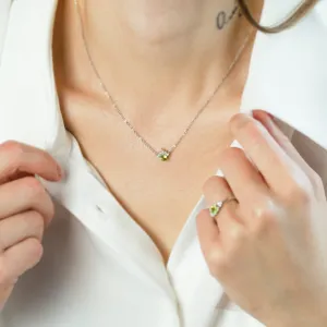 Gold necklace with peridot and diamonds LIME Thumbnail