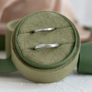 Matte organic wedding rings with diamonds FLUME