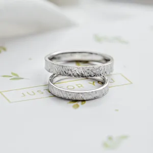 Atypical wedding rings with unusual surface TAMPERE Thumbnail