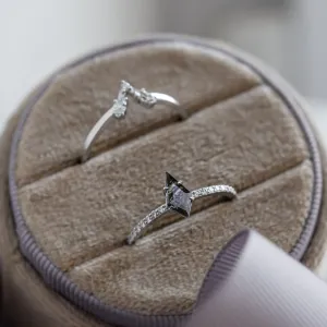 Engagement set of tree rings with salt and pepper diamonds ZERIX Thumbnail