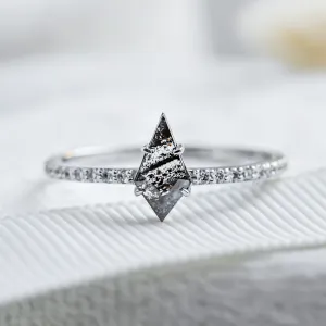 Engagement set of tree rings with salt and pepper diamonds ZERIX Thumbnail