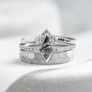 Engagement set of tree rings with salt and pepper diamonds ZERIX