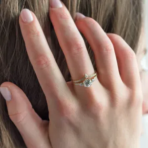 Curved wedding ring with moissanites PARLOR Thumbnail