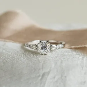 Unusual engagement ring with moissanites MAJESTY Thumbnail