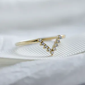 Curved diamond wedding ring REGGIO Thumbnail