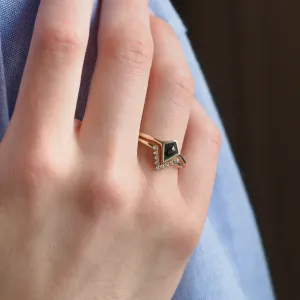 Curved diamond wedding ring REGGIO Thumbnail