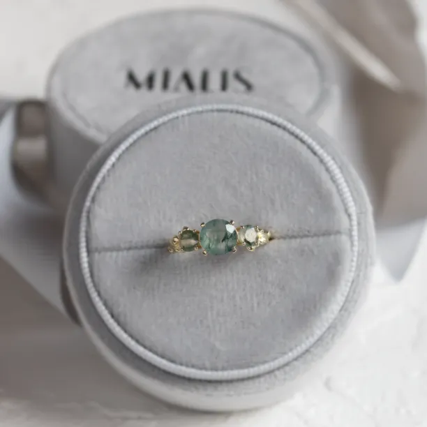 BACCHUS ring with round green moss agate shown from above