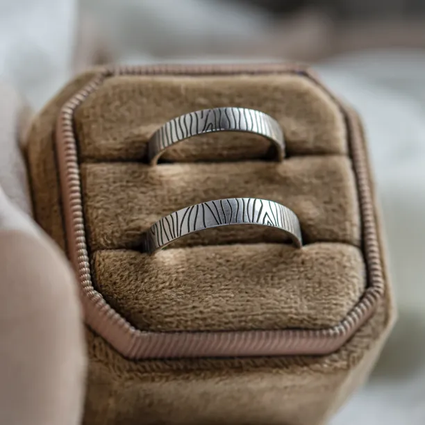 Original wedding rings with patterns BRASIL Image