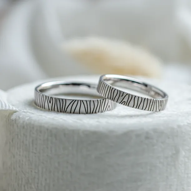 Original wedding rings with patterns BRASIL Image