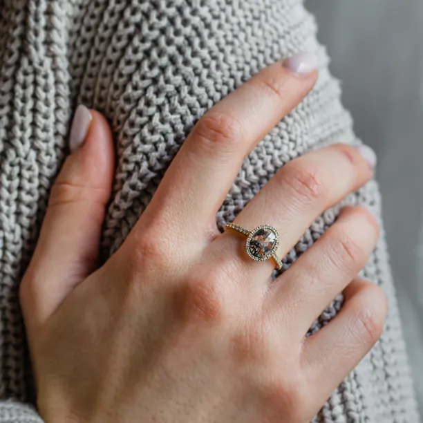 Elegant halo ring with salt and pepper diamonds TANANAI Image
