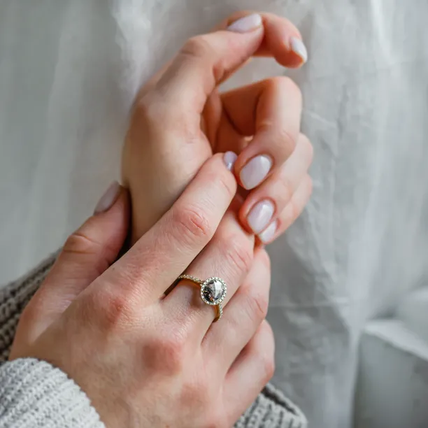 Elegant halo ring with salt and pepper diamonds TANANAI Image