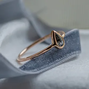 Minimalist engagement ring with pear salt and pepper diamond LAELIA Thumbnail