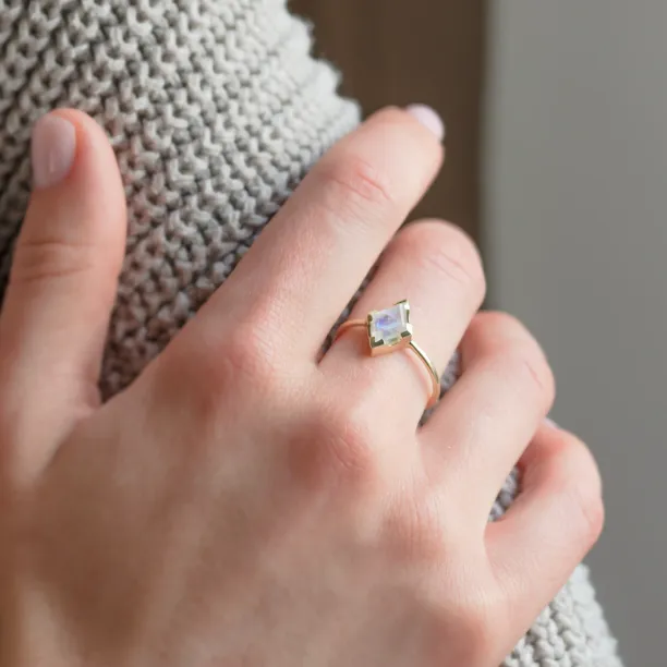Engagement ring with kite moonstone SABINA Image