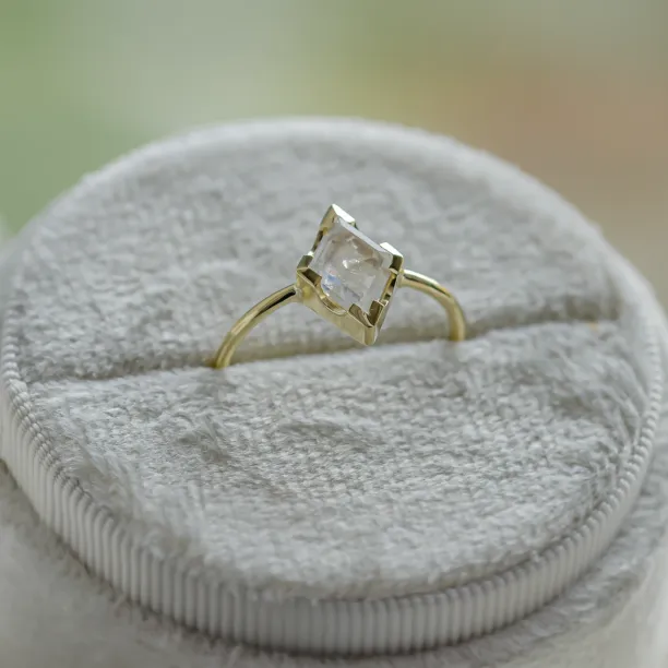 Engagement ring with kite moonstone SABINA Image