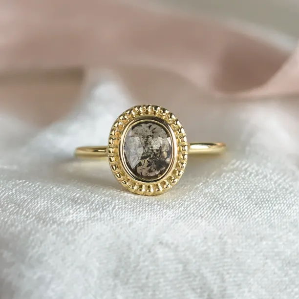 Gold vintage ring with salt and pepper diamond PHILIPPE Image
