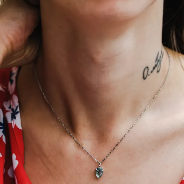 Gold necklace with pear moss agate NOLDOR