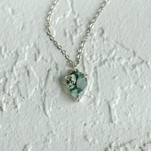 Gold necklace with pear moss agate NOLDOR