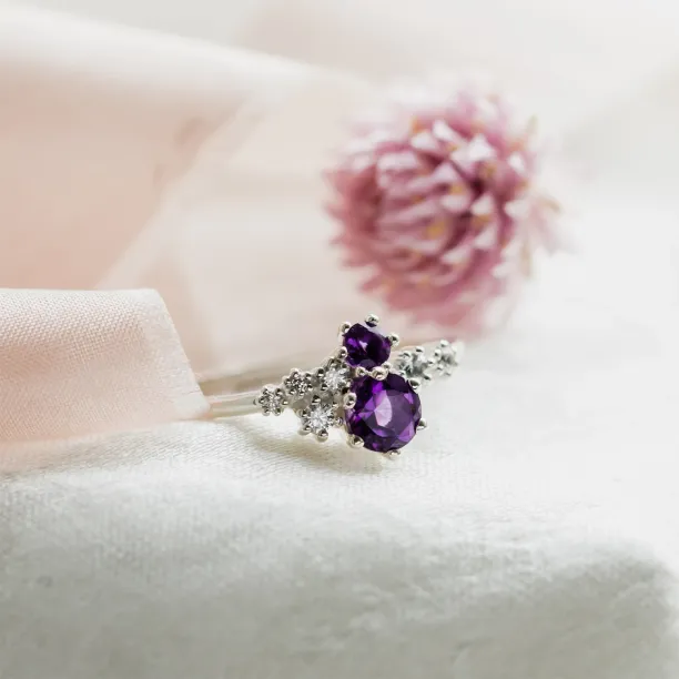 Gold cluster ring with amethyst and diamonds BERRY