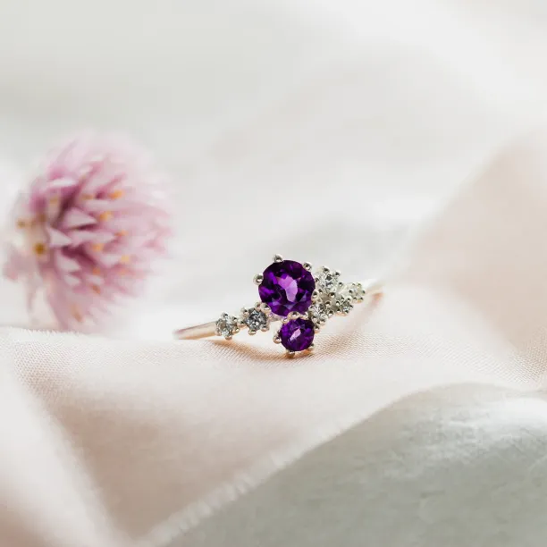 Gold cluster ring with amethyst and diamonds BERRY