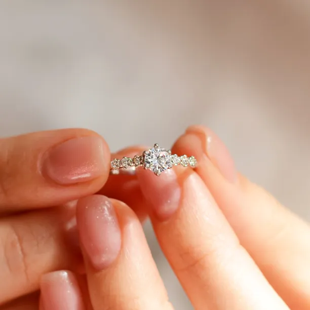 Romantic engagement diamond ring MIZI Image