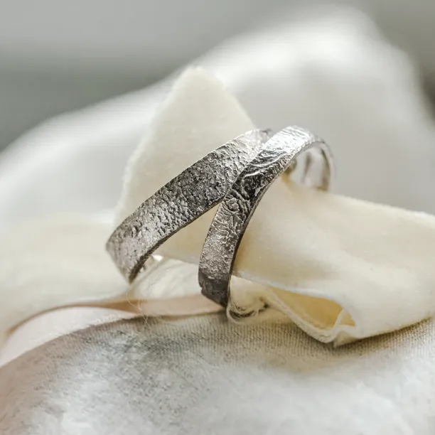 Unusual wedding bands with moon surface LUNE Image