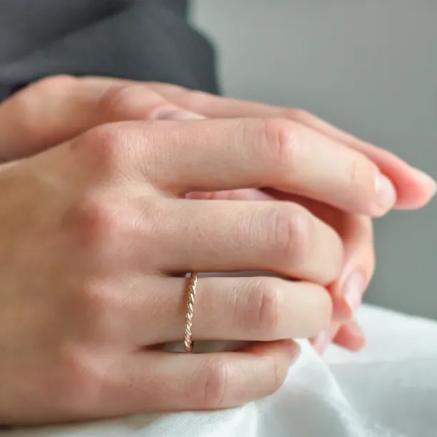 Twisted rope wedding bands VALOS Image