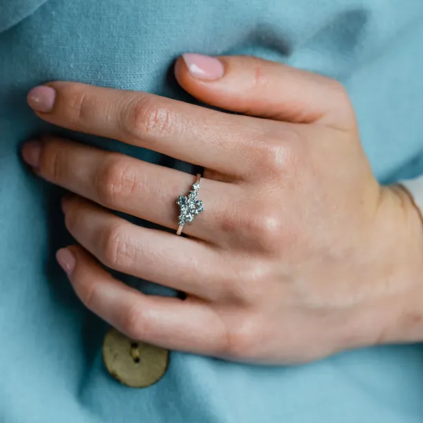 Cluster ring with aquamarines and diamonds GLACIER Image