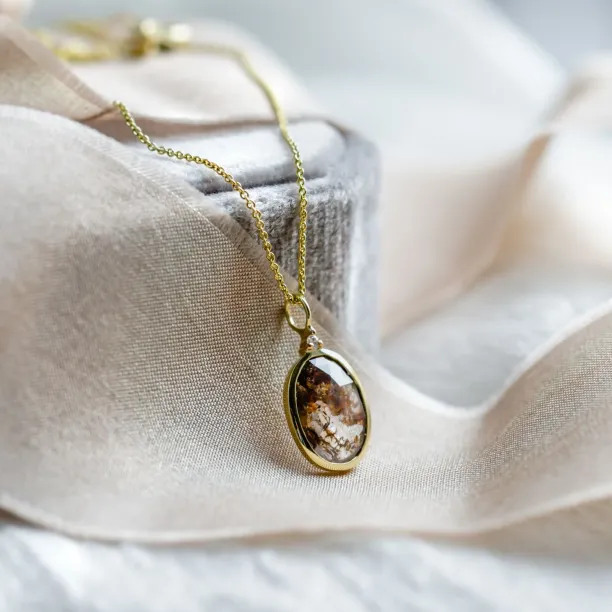 Gold necklace with oval salt'n'pepper diamond VICTORIA Image