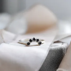 Vykrojený snubní prsten se salt'n'pepper diamanty ENZO Thumbnail