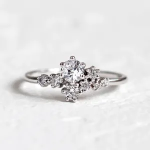 Vintage cluster prsten s diamanty CLUSTERIA