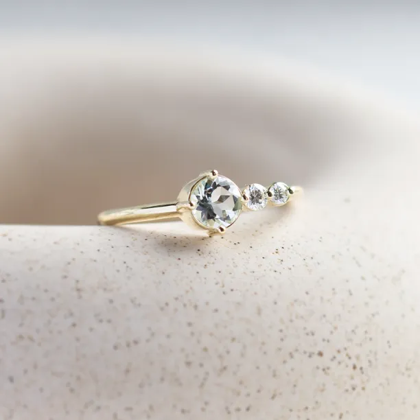 Romantický prsten s akvamarínem a diamanty AQUA Image