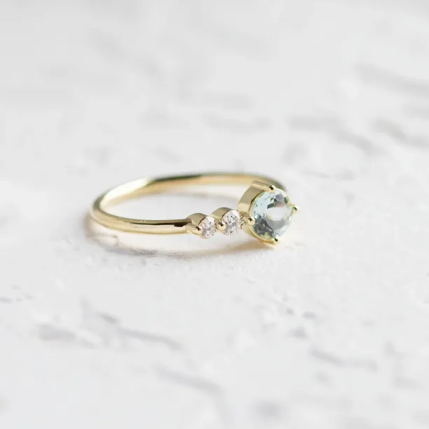 Romantický prsten s akvamarínem a diamanty AQUA Image